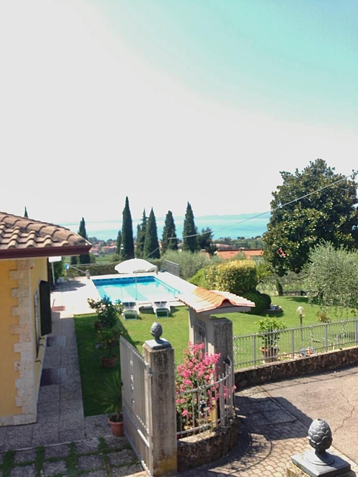 Poli Villa'S Apartment Bardolino Extérieur photo